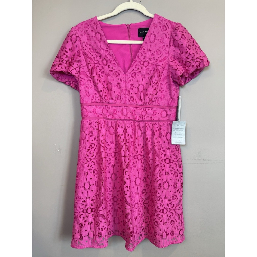 NEW Donna Morgan Bright Pink Lace Eyelet Knee‎ Length Dress Size 4